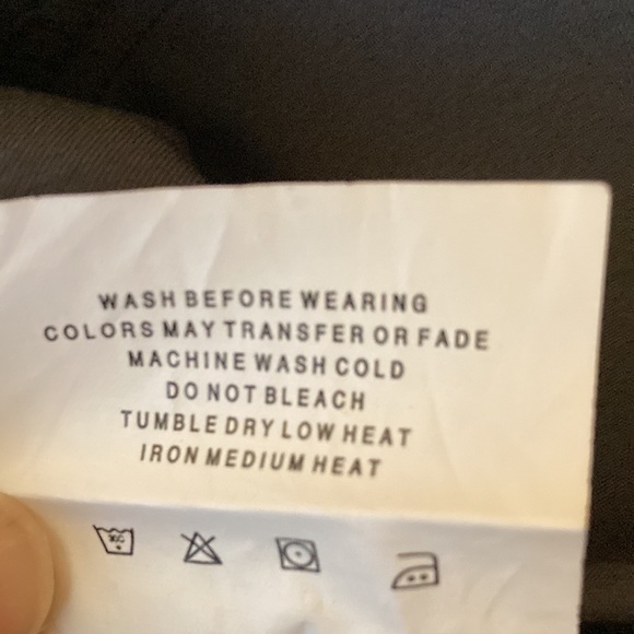 Urbane Performance Scrub Top Graphite Size XS - Picture 9 of 14